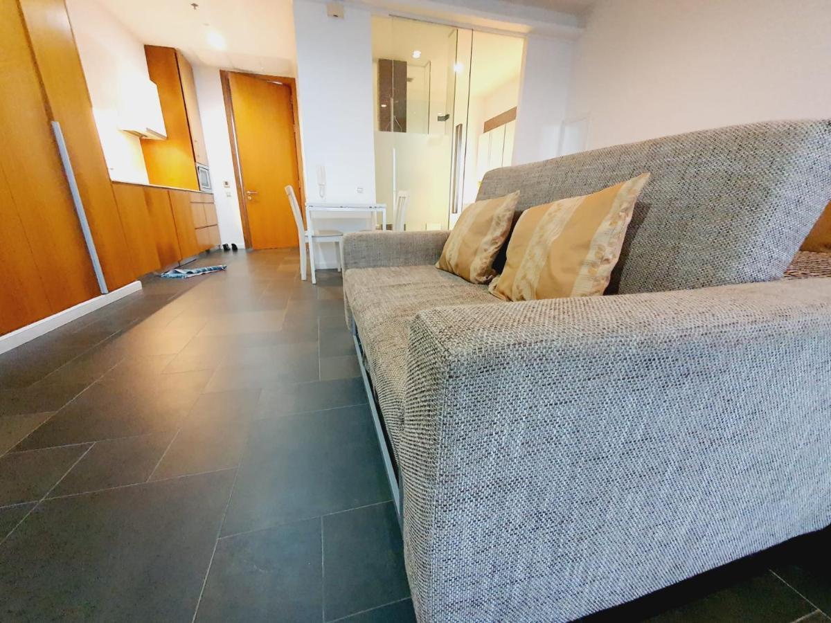 Sea View Apartment In Pattaya ภายนอก รูปภาพ