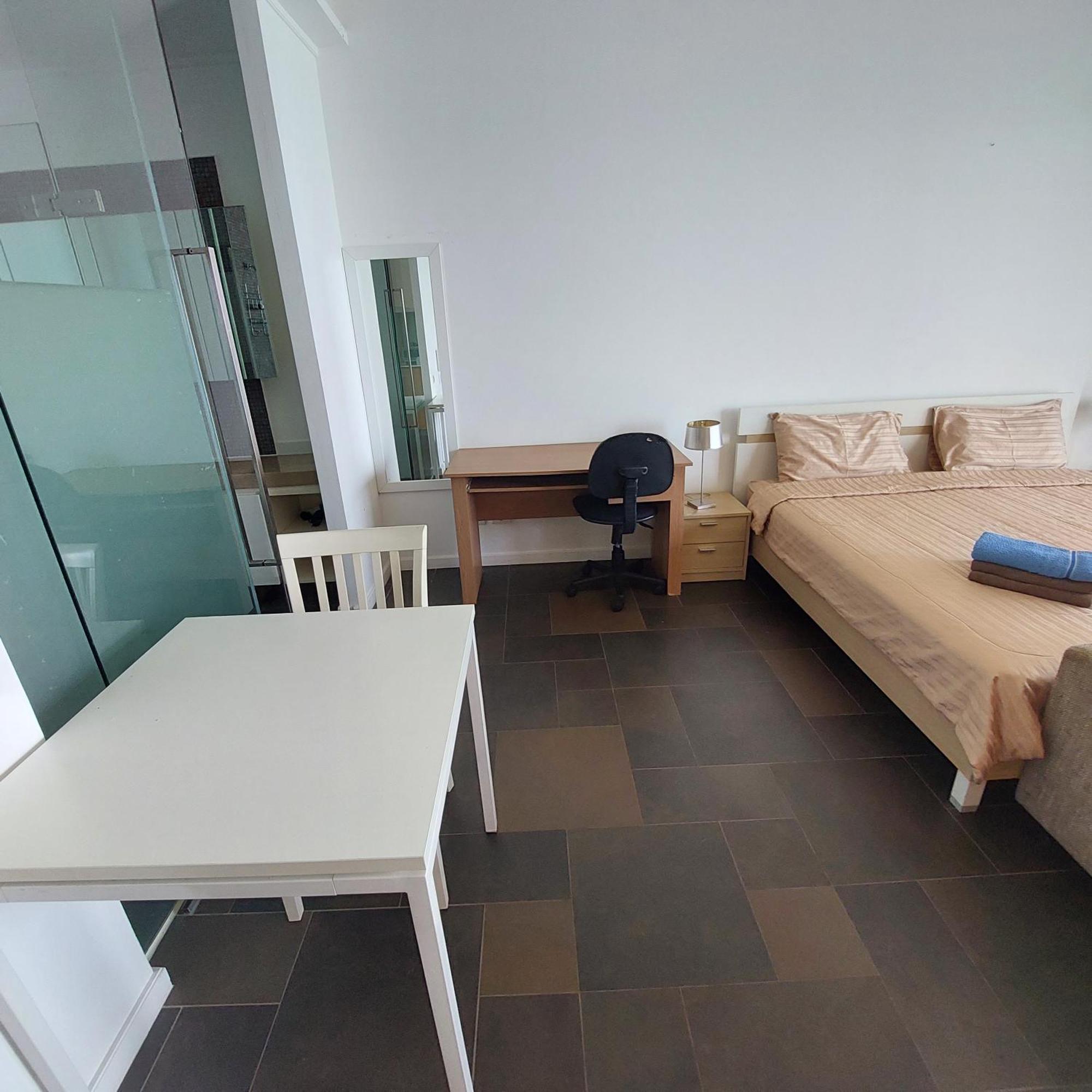 Sea View Apartment In Pattaya ภายนอก รูปภาพ