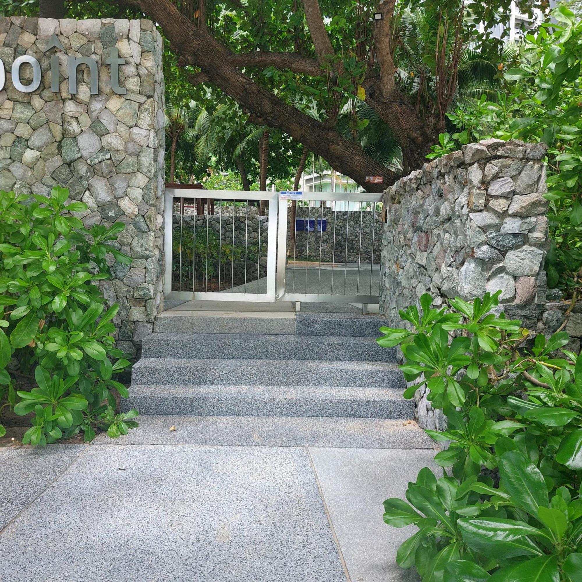 Sea View Apartment In Pattaya ภายนอก รูปภาพ