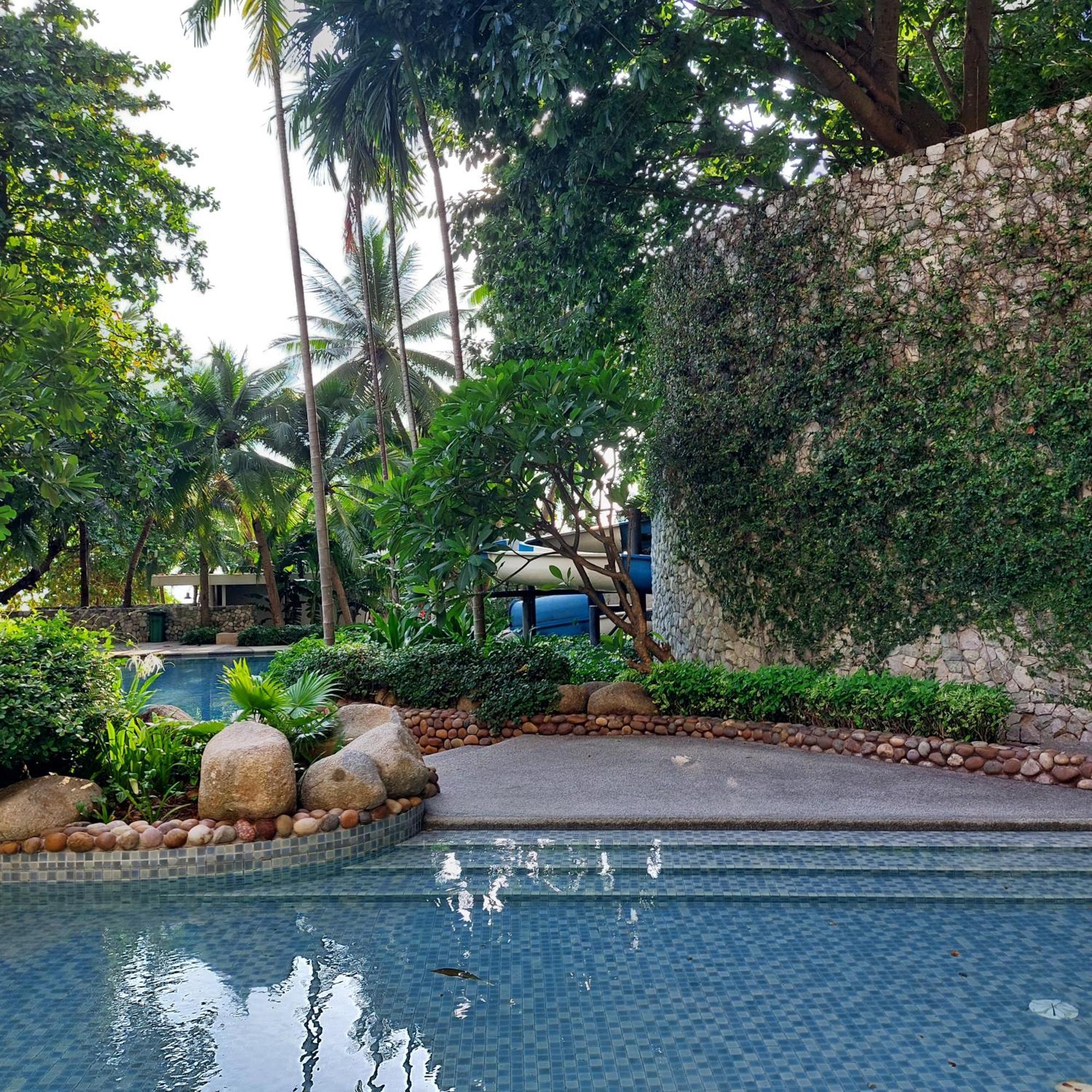 Sea View Apartment In Pattaya ภายนอก รูปภาพ