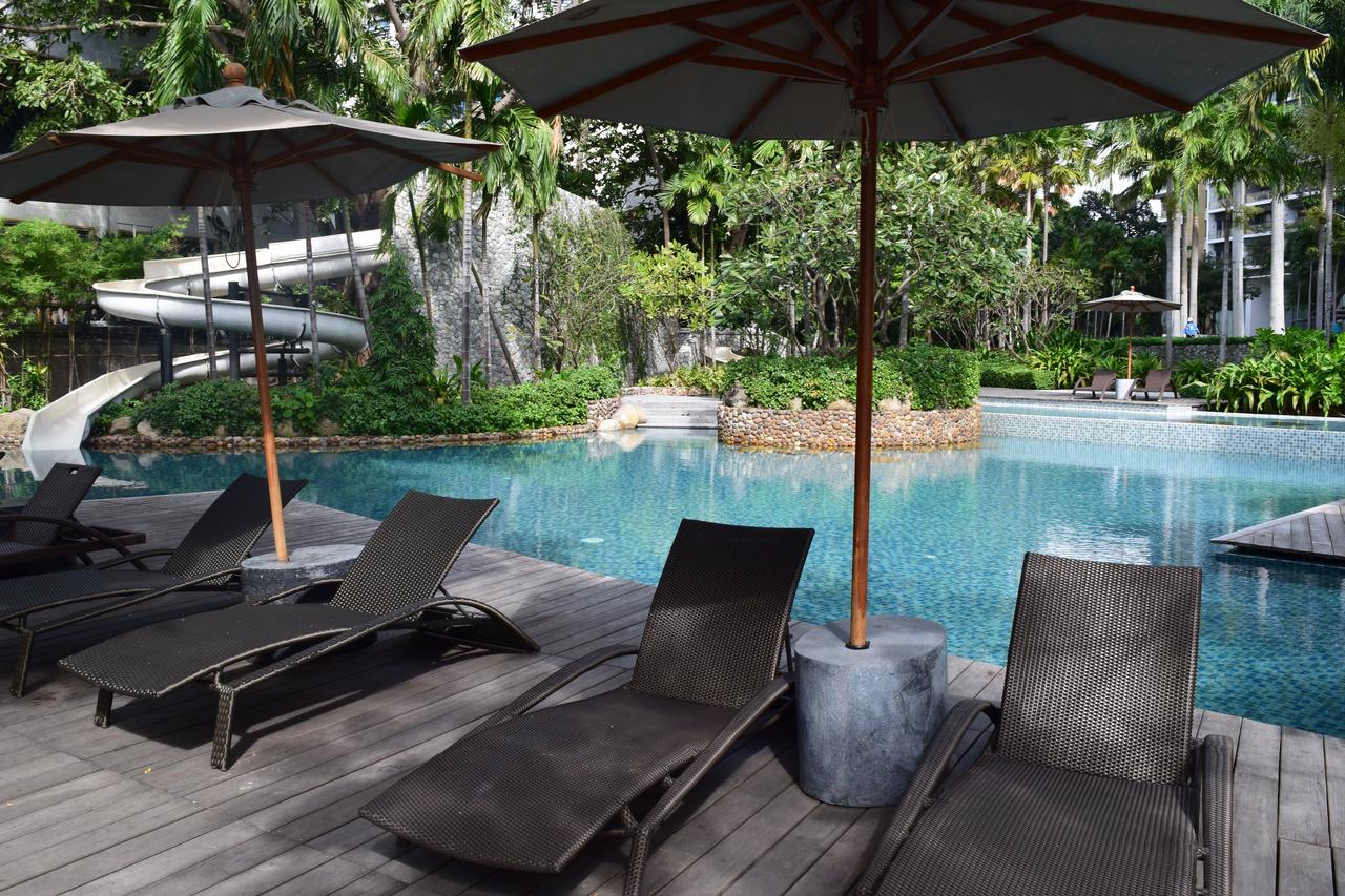 Sea View Apartment In Pattaya ภายนอก รูปภาพ