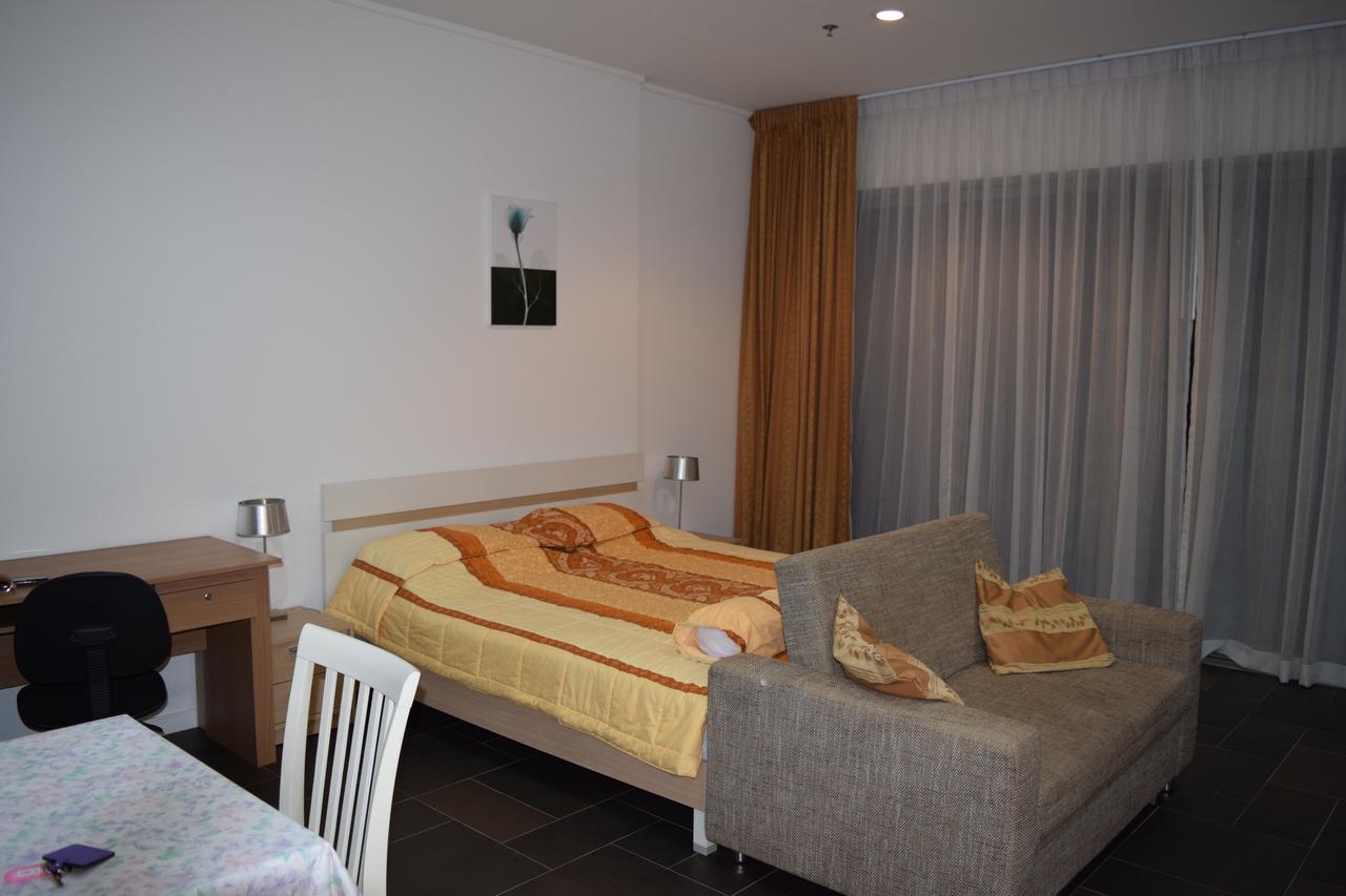 Sea View Apartment In Pattaya ภายนอก รูปภาพ