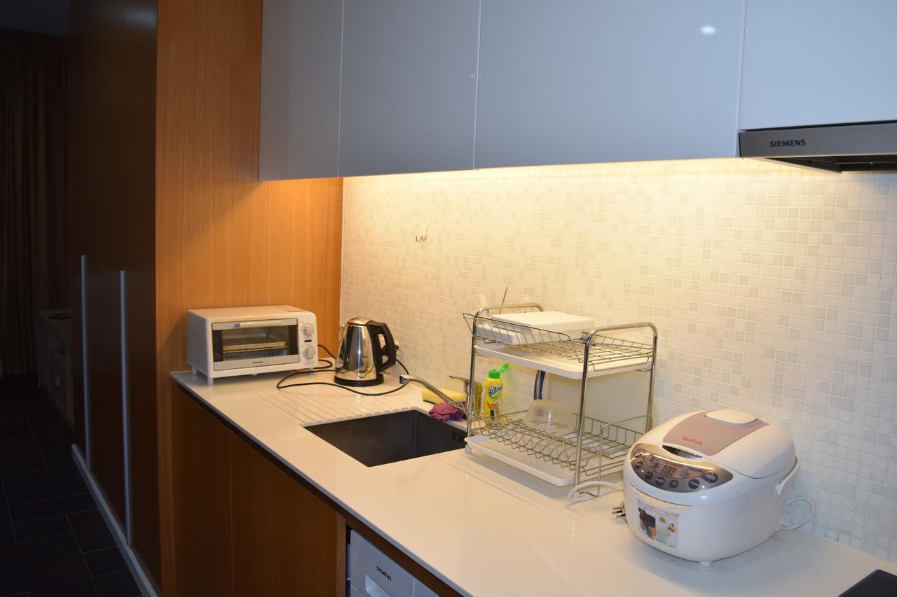 Sea View Apartment In Pattaya ภายนอก รูปภาพ